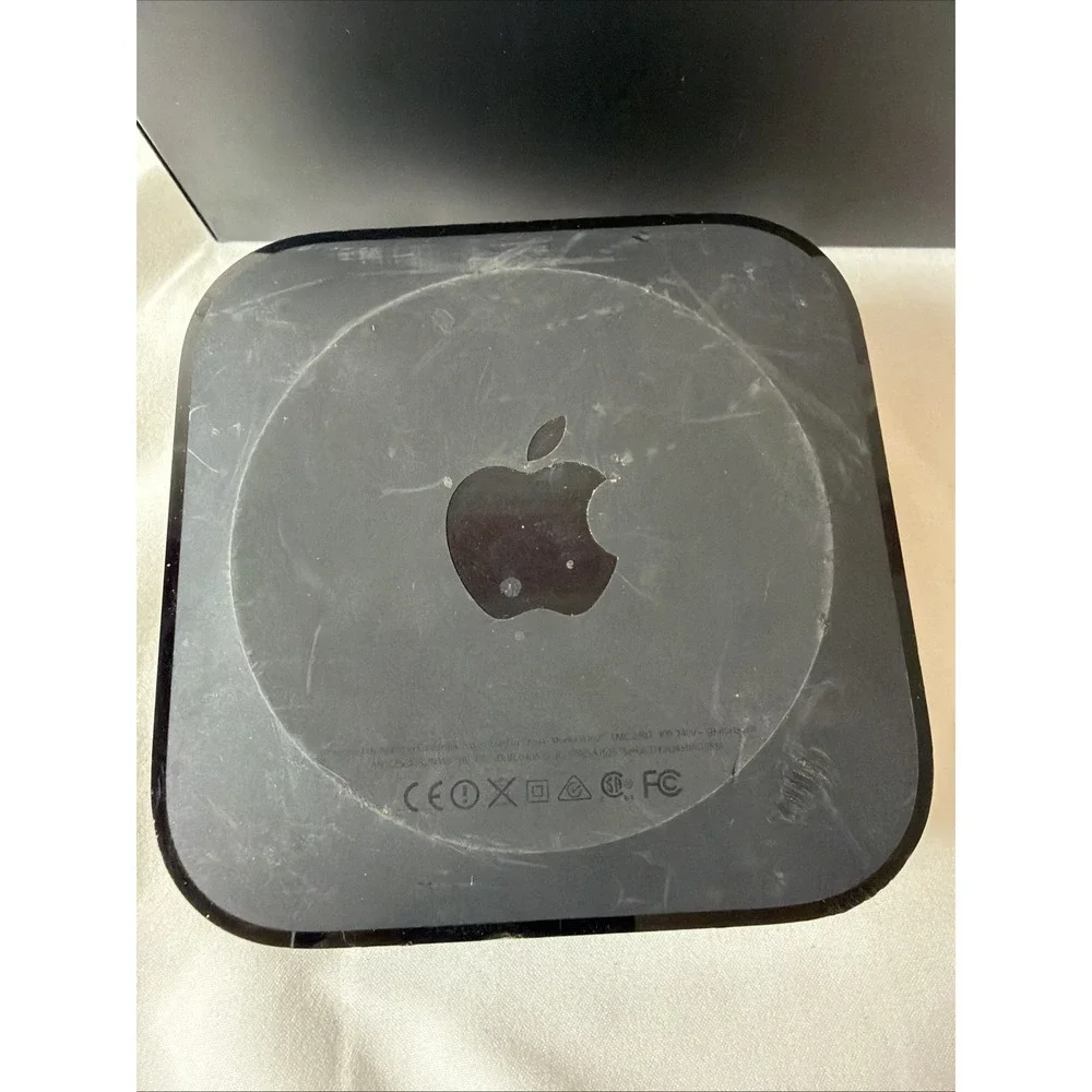 Apple TV A1625 MGY52LL/A HD 32GB Media Streamer 4th Generation